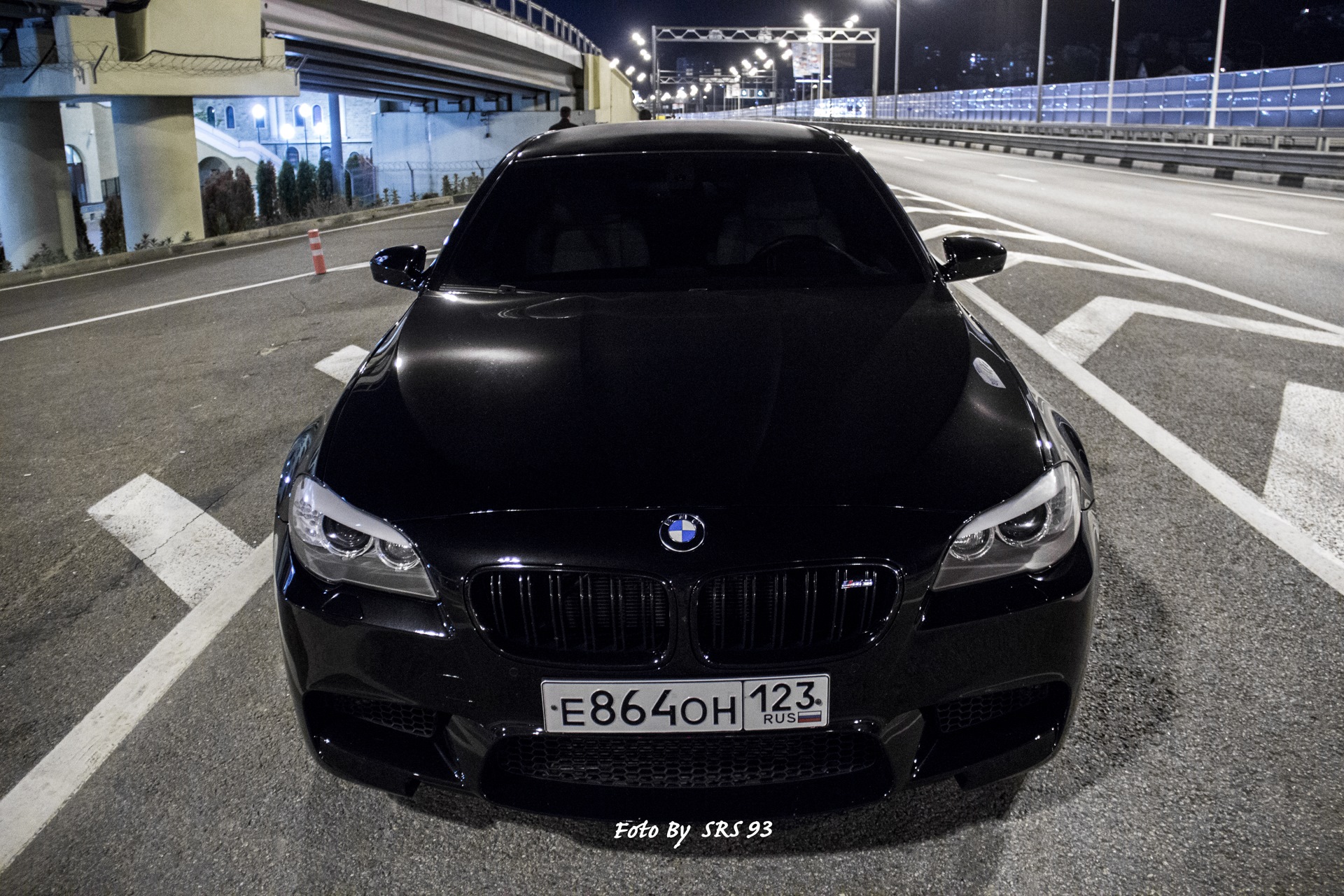 BMW m5 f10 черная