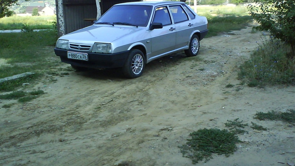 Lada 21099 1.5 бензиновый 2002 | Серебристый Снайпер на DRIVE2