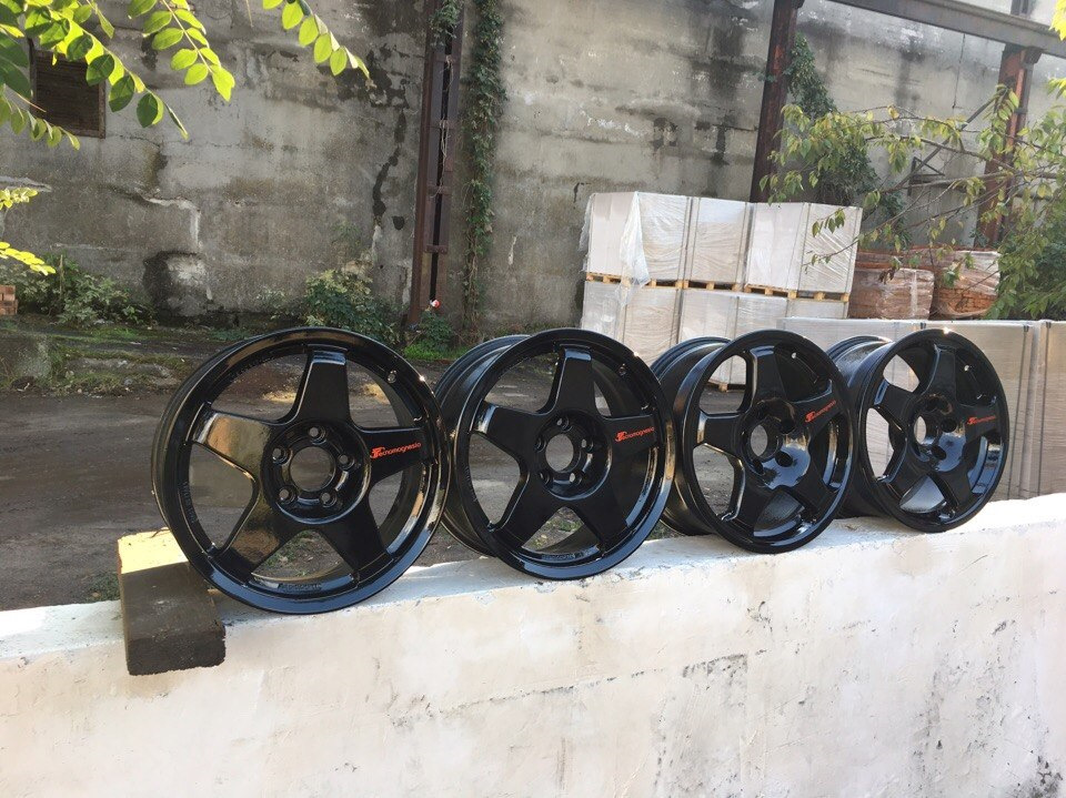Итальянские диски Tecnomagnesio R17 5x120 (e36 e46 e90 и др) G-felgen ...