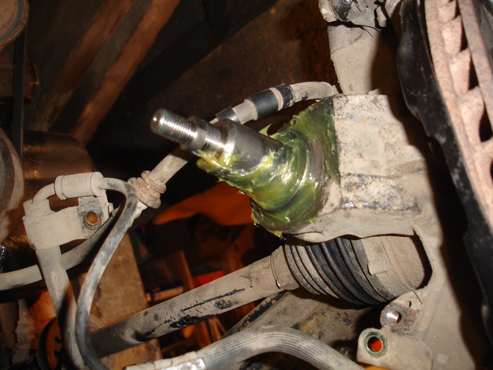 Все в смазку — Nissan Bluebird (U14)