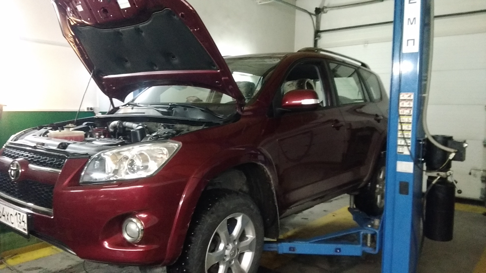 загудел редуктор toyota rav4