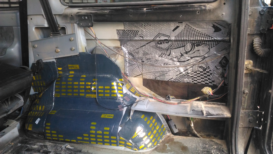 Шумоизоляция Патриота ч.1, Багажник и 5 дверь — УАЗ Patriot, 2,7 л ...