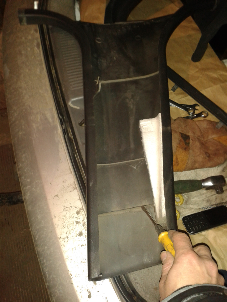 Избавление от скрипа ремней безопасности, шумка крыши — Subaru Impreza ...