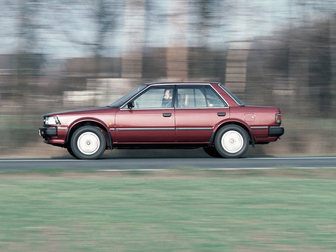 Nissan bluebird. Nissan Bluebird u11. Nissan Bluebird eu11. Ниссан Блюберд 1983. U11 кузов Ниссан Блюберд.