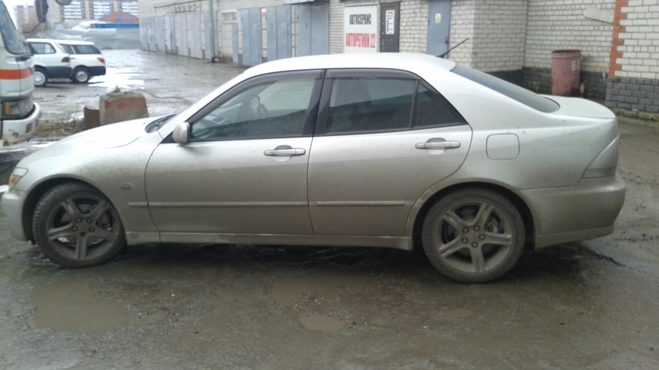 Toyota Altezza 2.0 бензиновый 2002 | на DRIVE2