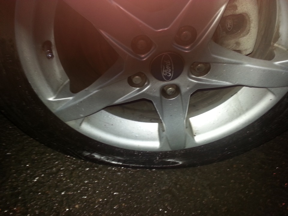 10. Форд помощь на дороге — Ford Focus III Sedan, 1,6 л, 2012 года ...