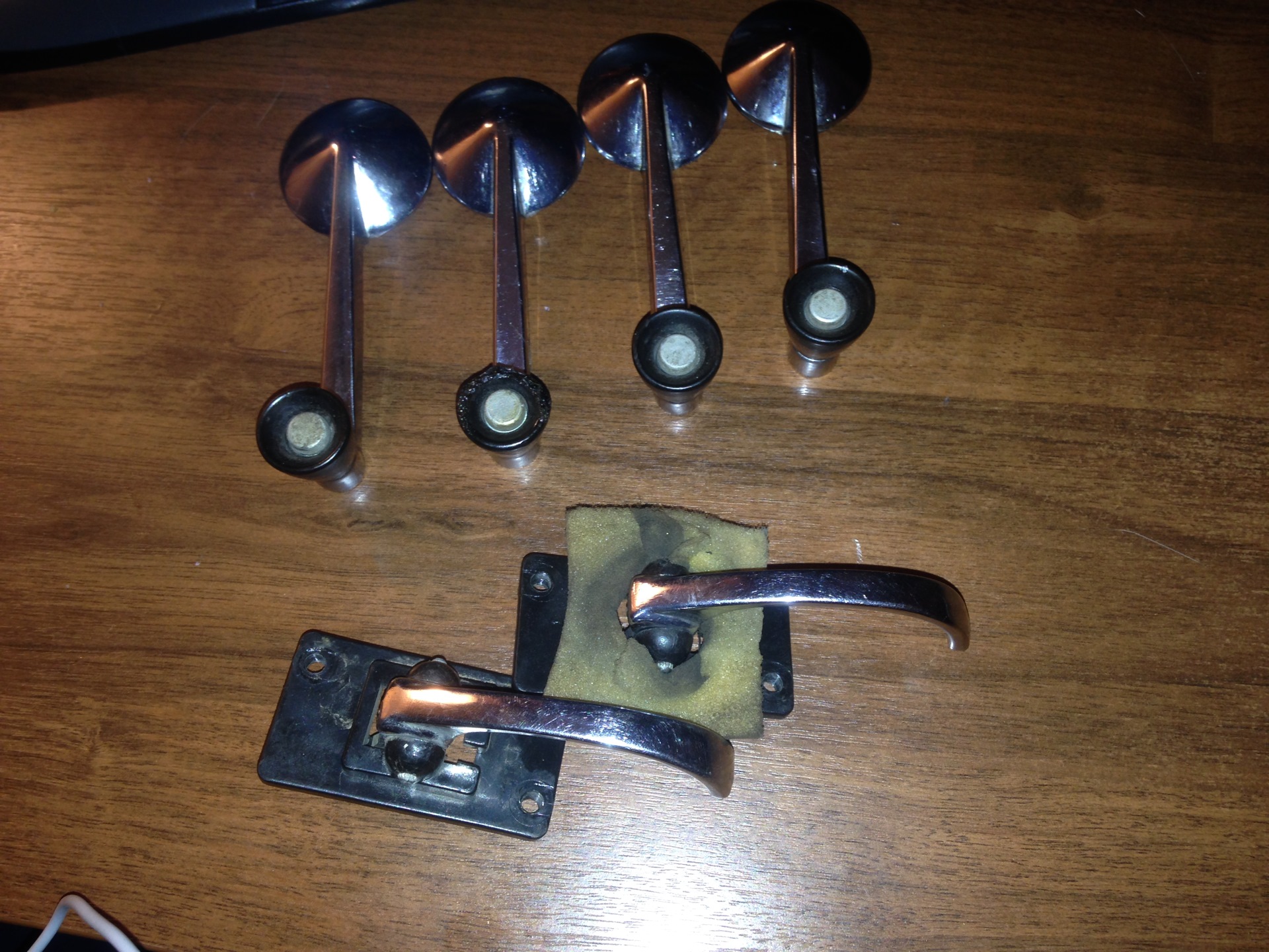 Замена дверной ручки 2106