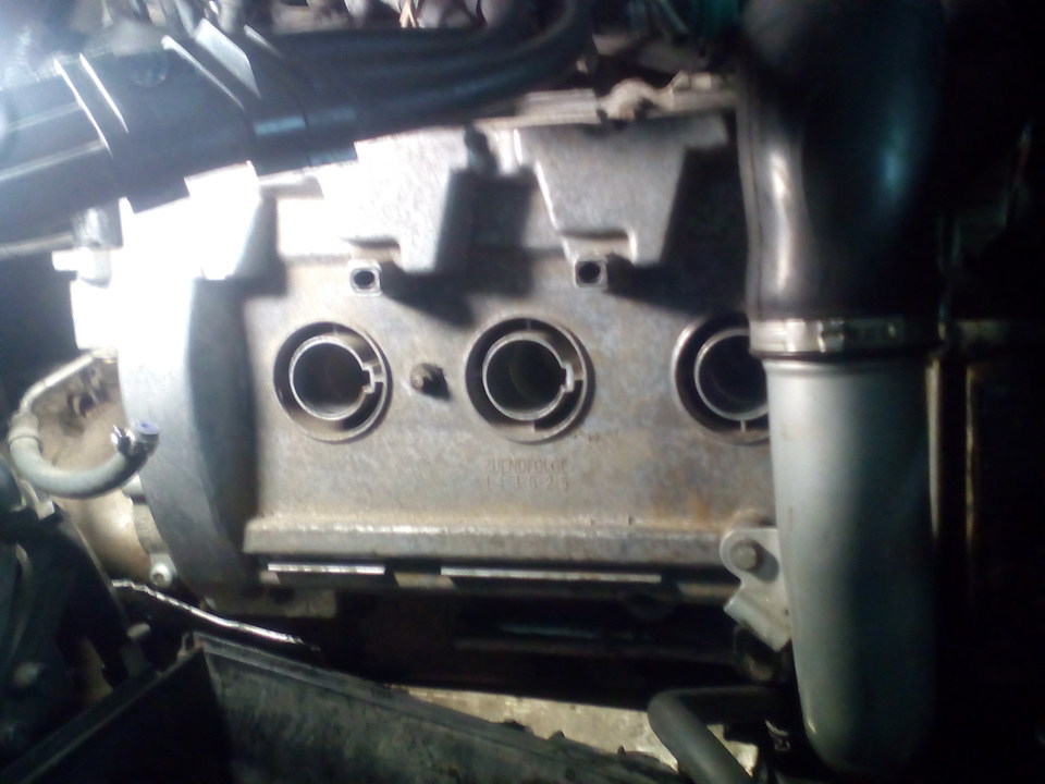 Запах горелого масла — Audi Allroad (C5), 2,7 л, 2004 года | визит на ...