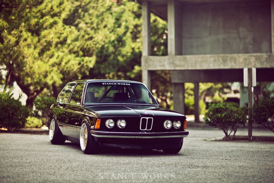 Bmw 3 series e21 фото