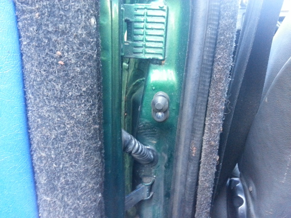 Новые дверные концевики — Москвич Святогор, 2 л, 1999 года | аксессуары ...