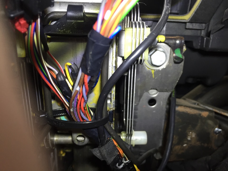 Фото в бортжурнале Volkswagen Touran (1G)
