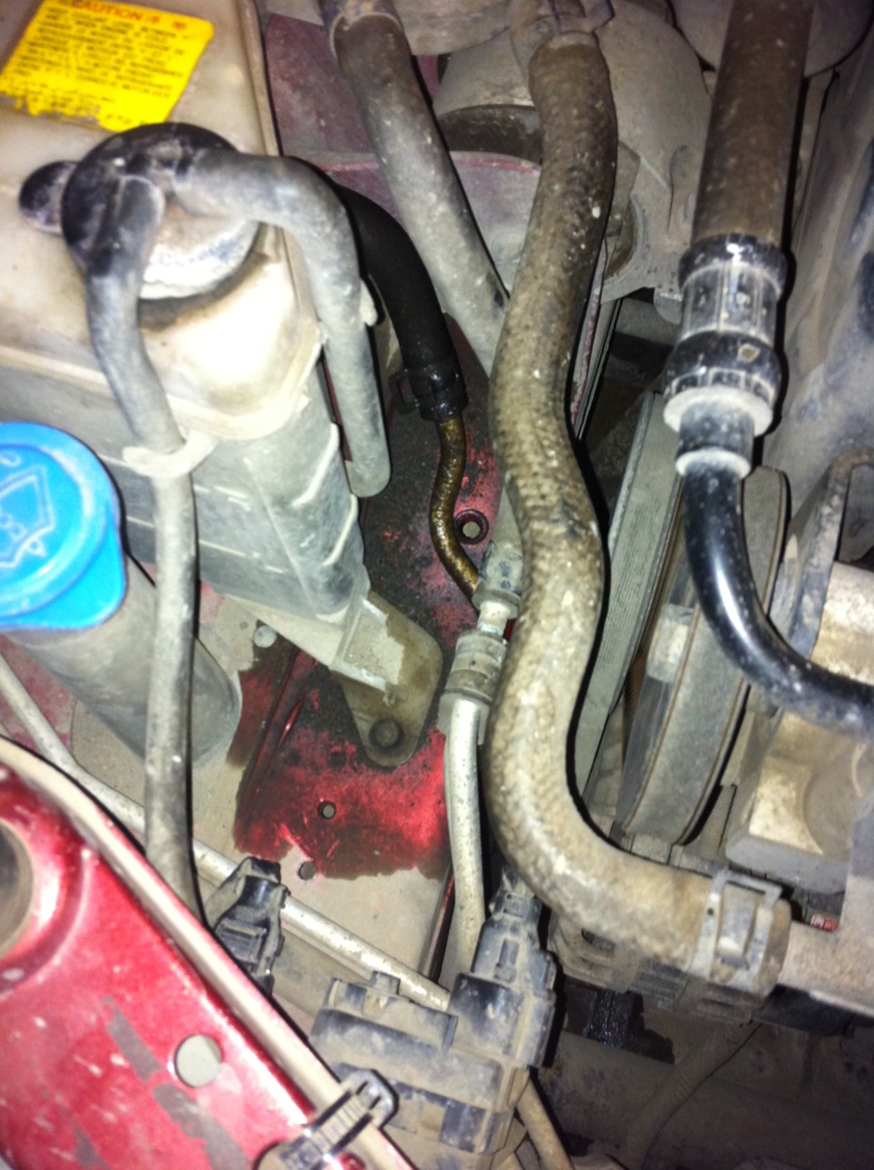 Потек гидроусилитель — Hyundai Accent (2G), 1,5 л, 2006 года | своими ...