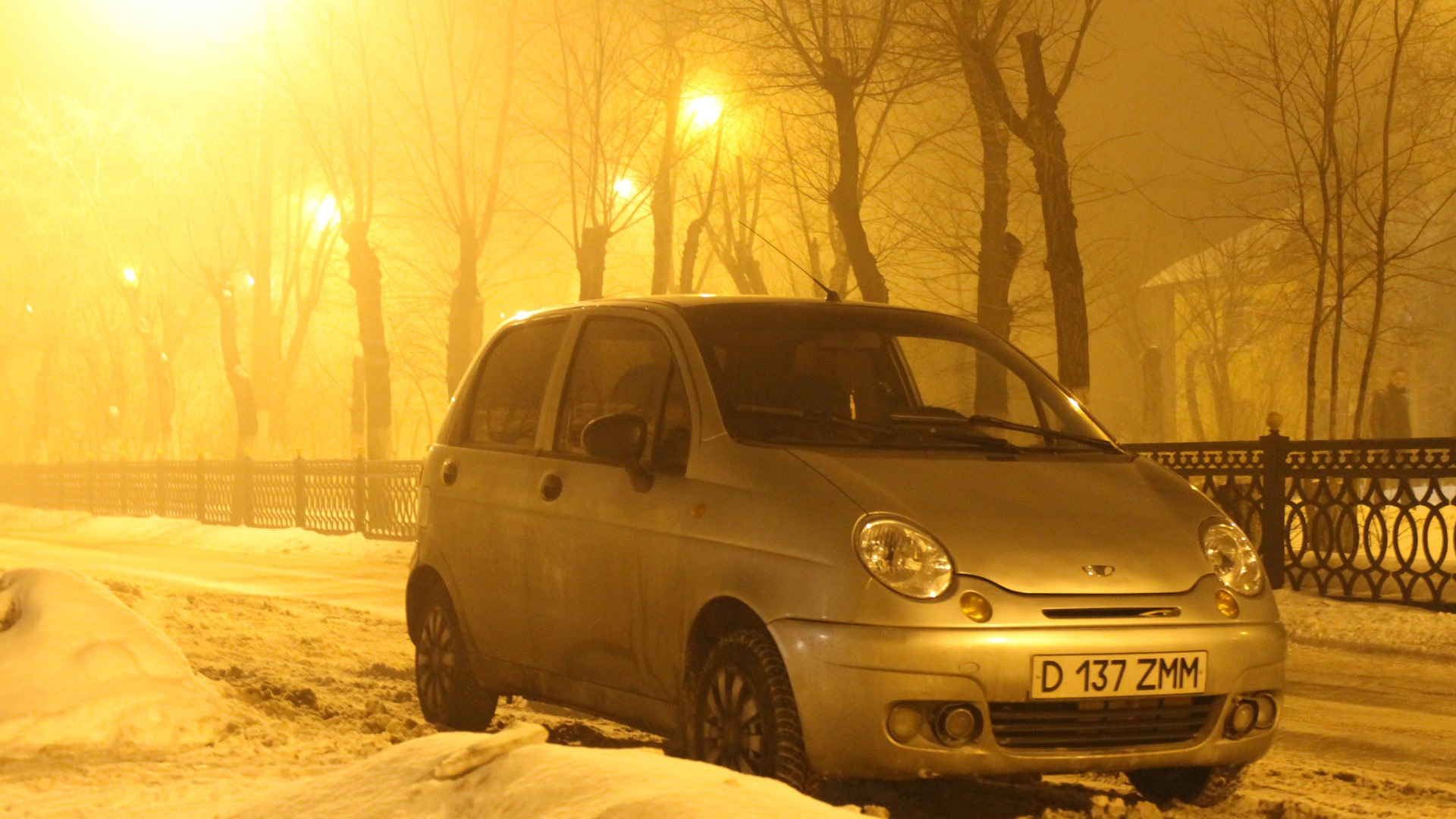 Matiz не заводится. Дэу Матиз в огромной луже.