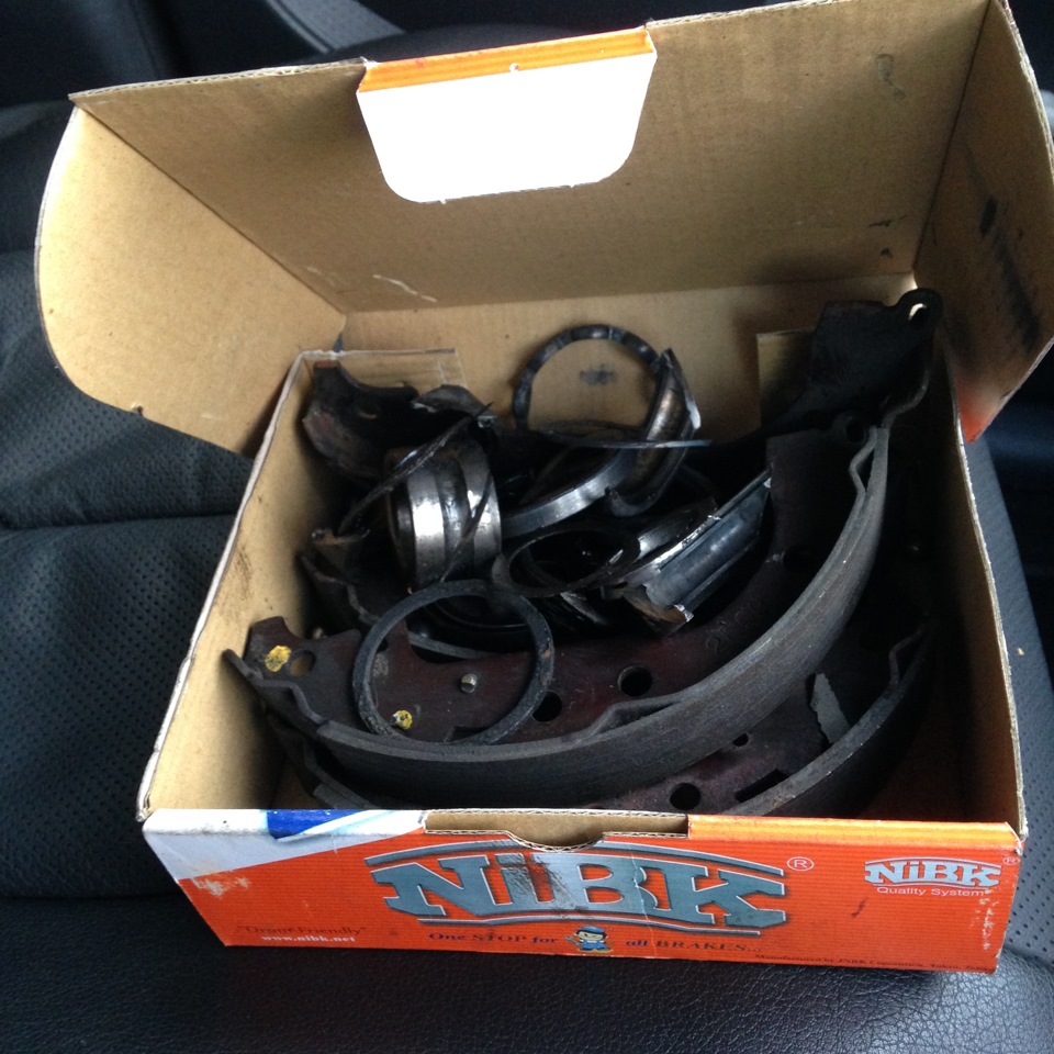 Замена задних подшипников и тормозных колодок — Toyota ist (1G), 1,5 л ...