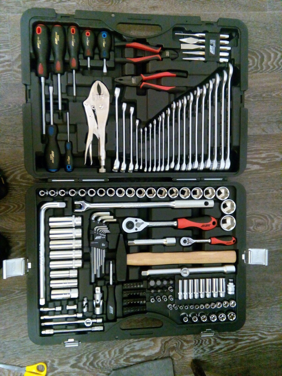 Набор инструмента JTC-H156C (156 предметов) — Volkswagen Jetta VI