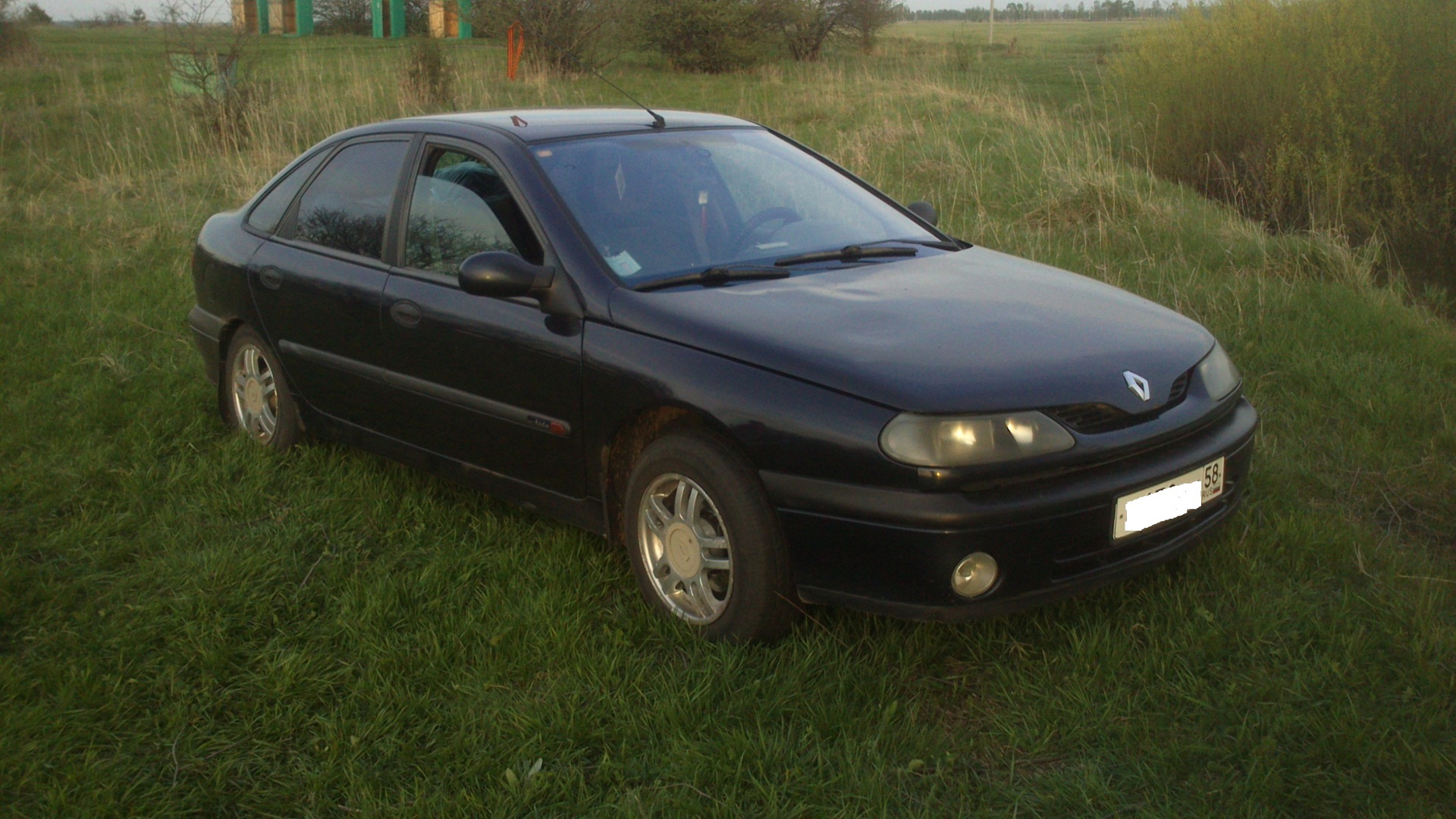 Renault Laguna I 1.6 бензиновый 1999 | Тёмносиний 1,6 (к4м)AIDA на DRIVE2