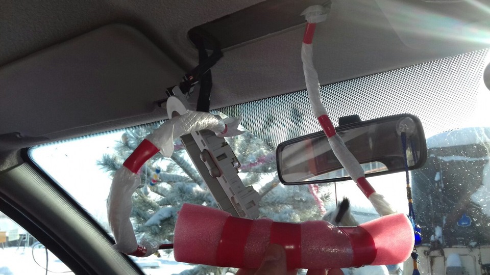 Видеорегистратор к плафону. — Renault Sandero 1G, 1,6 л, 2012 года ...