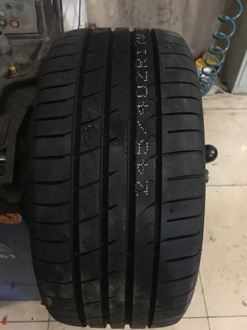Новые колеса — Mercedes-Benz C-class (W203), 1,8 л, 2004 года | шины ...