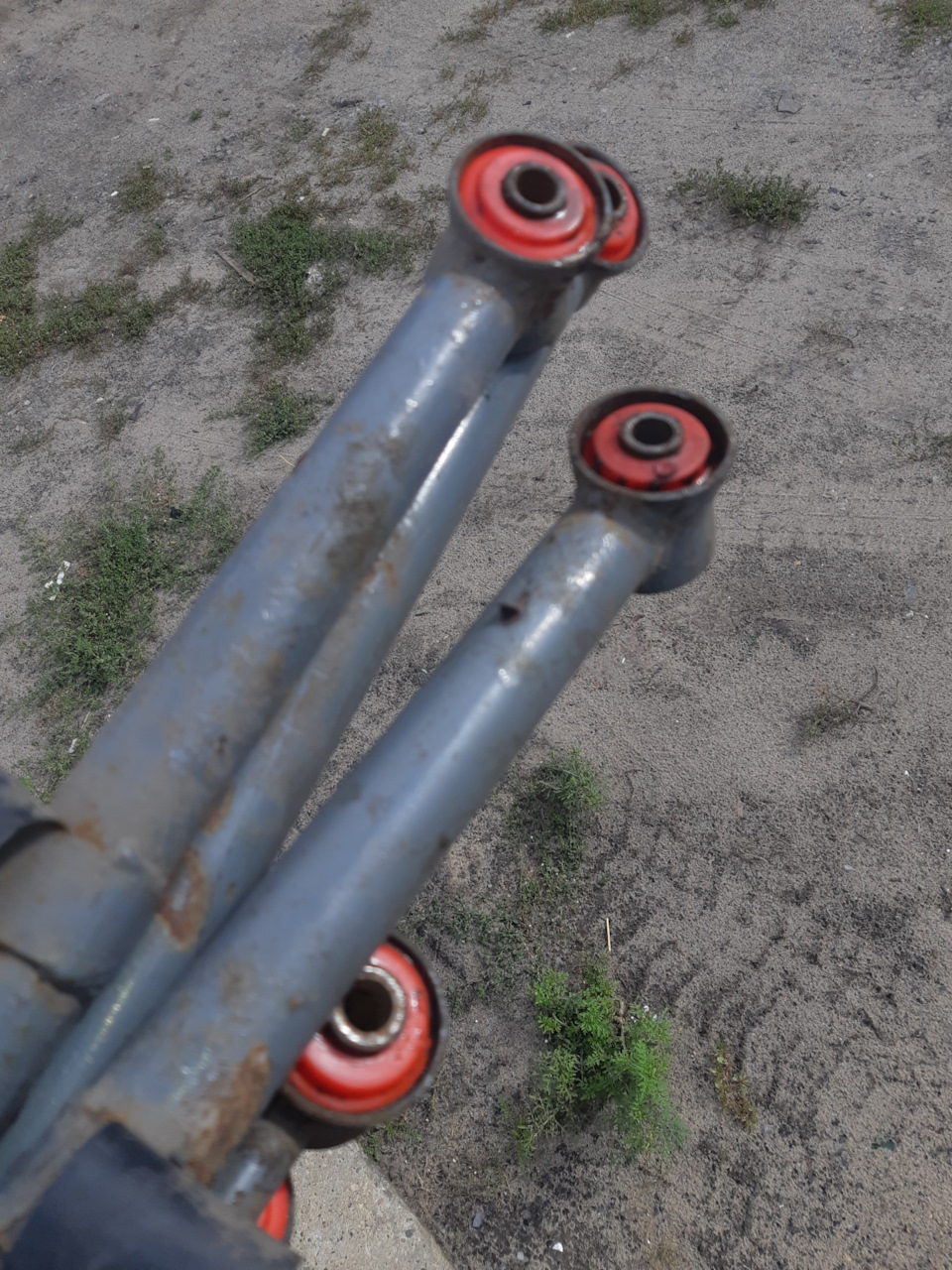 Замена втулок для реактивных тяг — Lada 21053, 1,5 л, 2004 года ...