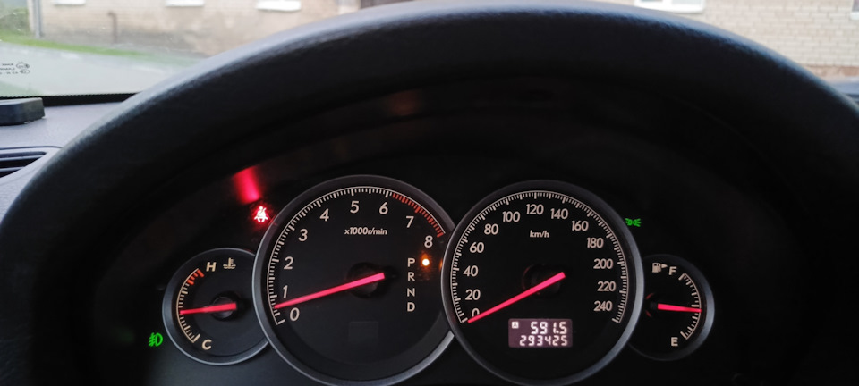 Не понятки с регулировкой яркости приборки и врет спидометр на 5-6км/ч ...