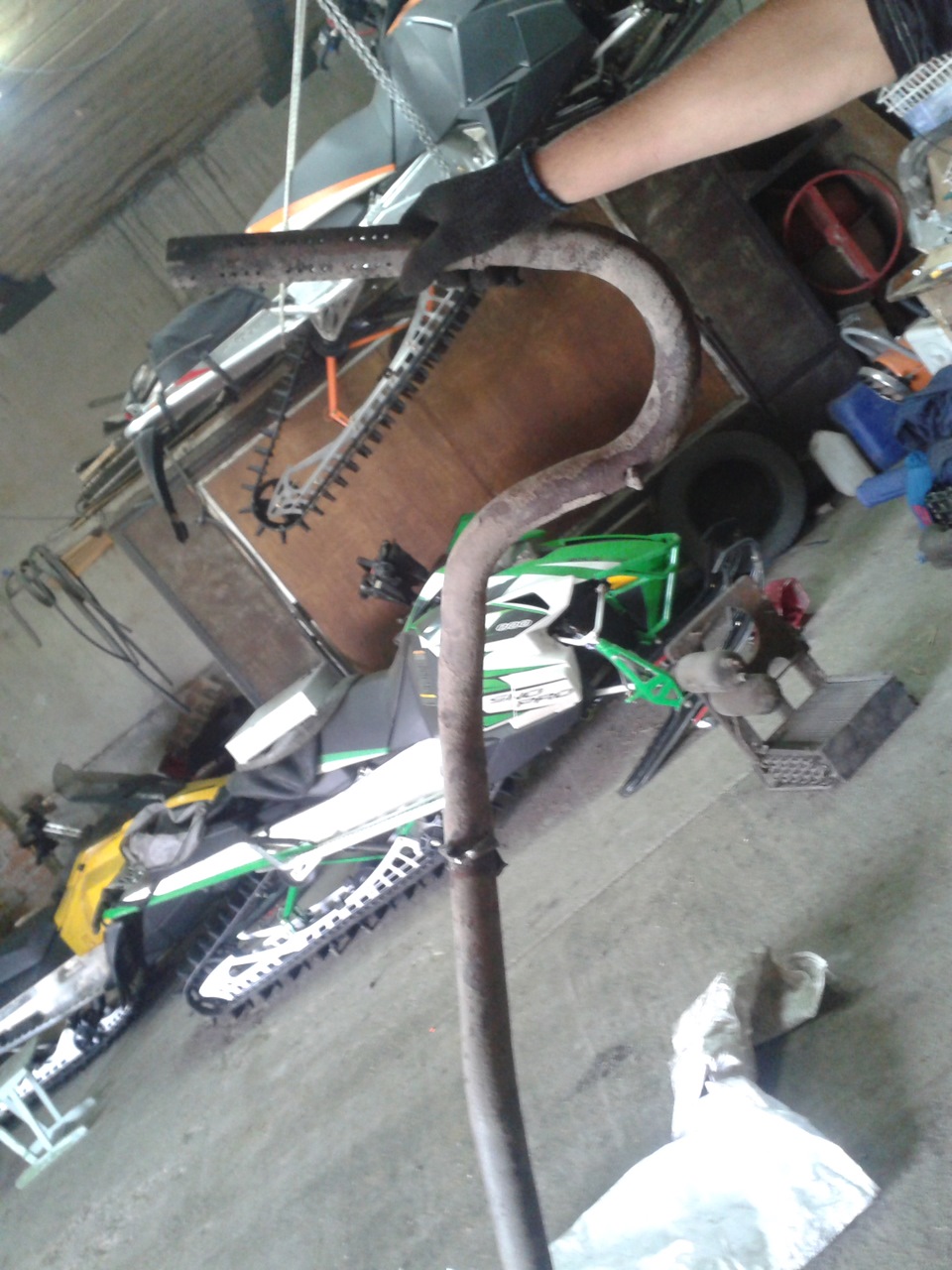 Сгнил и отвалился глушитель — Lada 4x4 3D, 1,7 л, 1999 года | своими ...