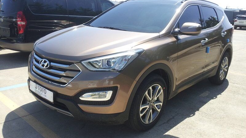 Santa fe 2014 дизель. Hyundai Santa Fe цвета. Хендай Санта Фе 2013 золотистый. Hyundai Santa Fe золото. Hyundai Santa Fe золотистого цвета.