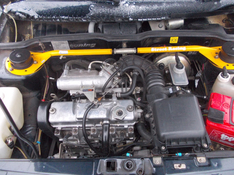 Купить мотор восьмиклапанный. Двигатель ВАЗ 2114 2006. Мотор ВАЗ 2114 1.5. Восьмиклапанный двигатель ВАЗ 2114. Двигатель ВАЗ 2114 8 клапанов 1.5 инжектор.