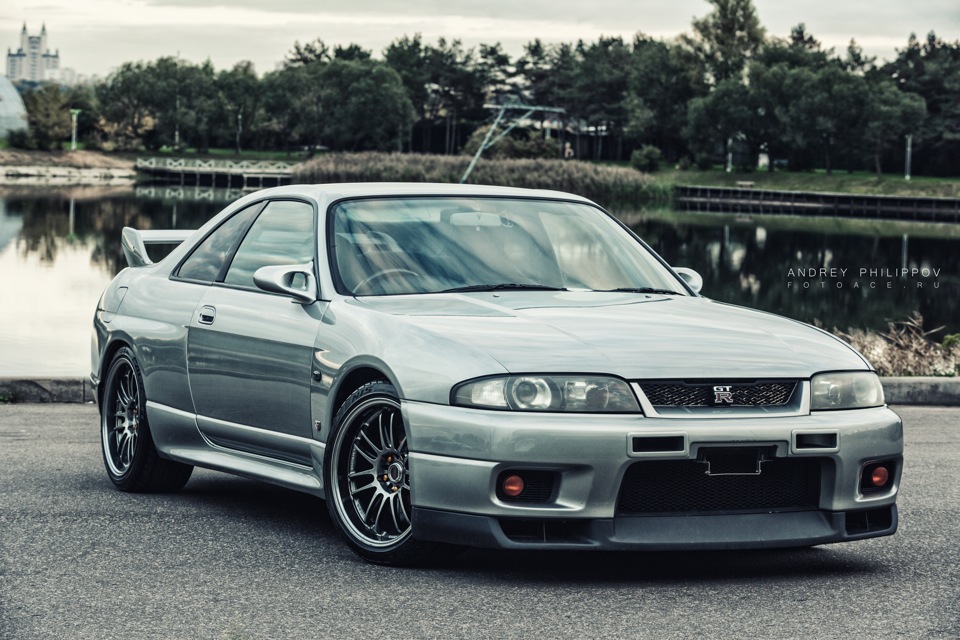 Nissan spec r. Nissan Skyline r33 gt-r v-spec. Nissan Skyline r33 GTR V-spec. Nissan Skyline GTR r33. Nissan GTR 33.