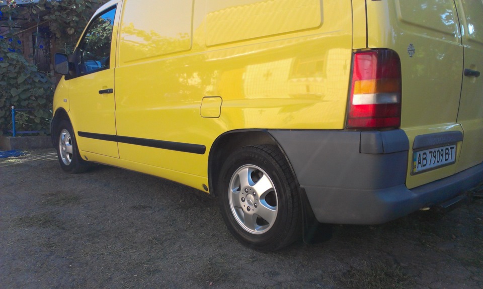 Photo from the logbook Mercedes-Benz Vito (1G)