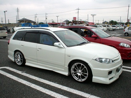 Mitsubishi Legnum