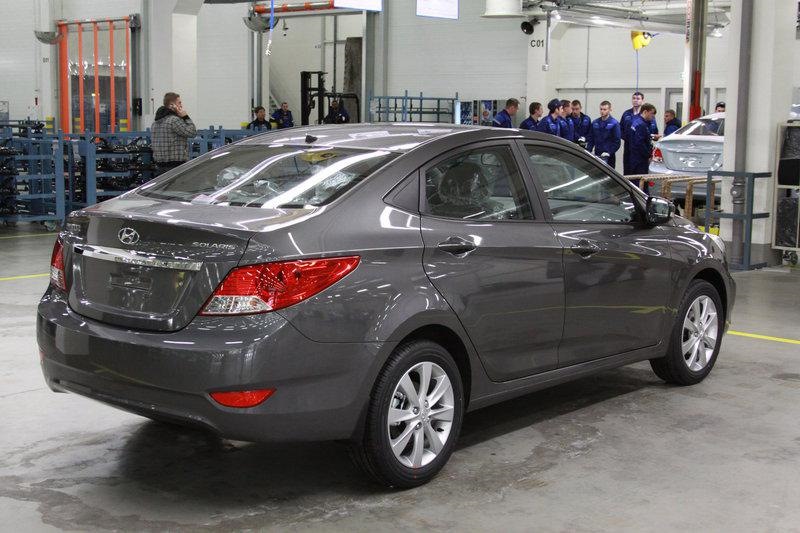 Hyundai Solaris 2011 серый SAE