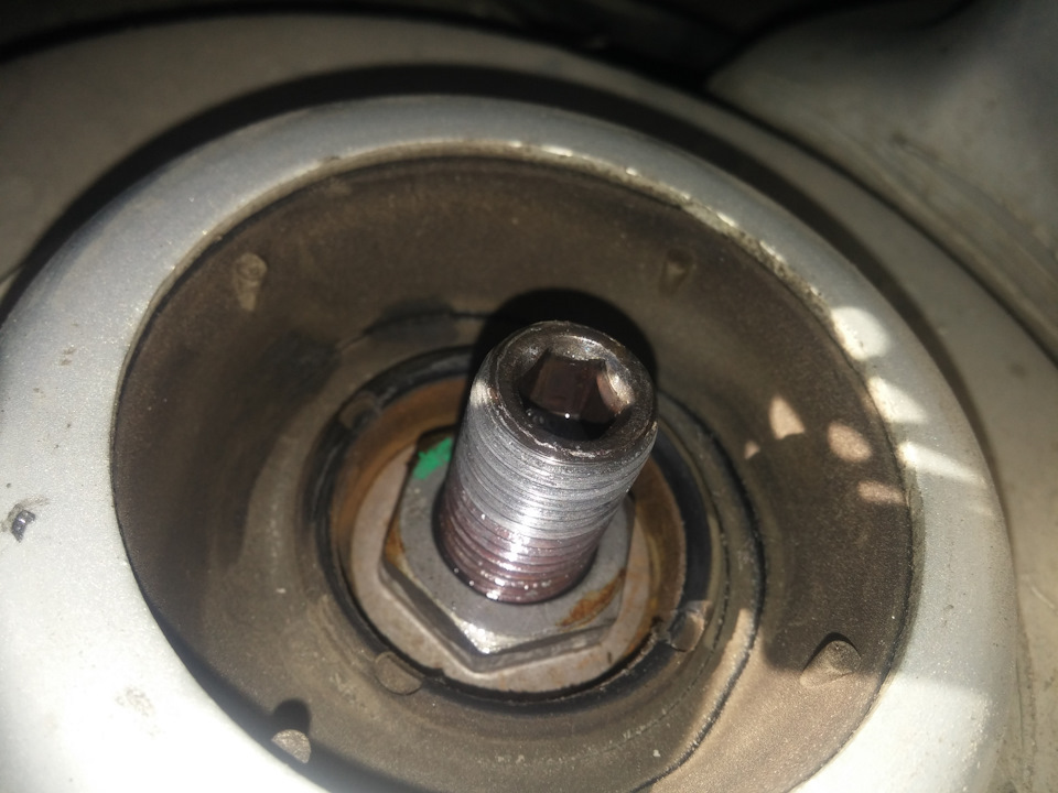 опоры амортизатора поло седан какие лучше