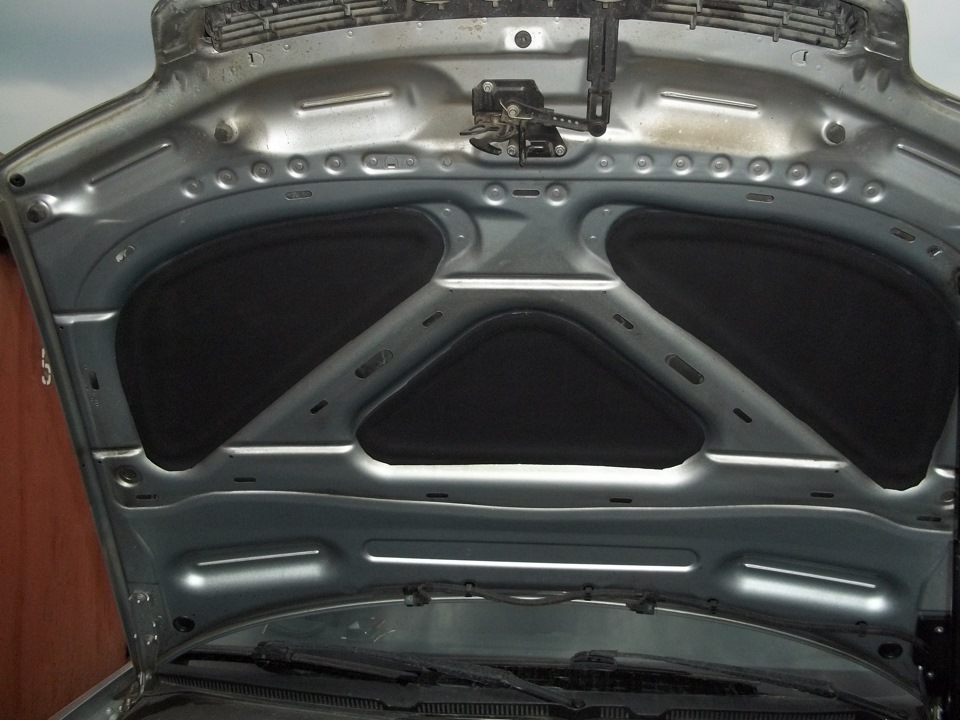 Шумка под капот — Audi A6 (C5), 2,5 л, 1999 года | расходники | DRIVE2