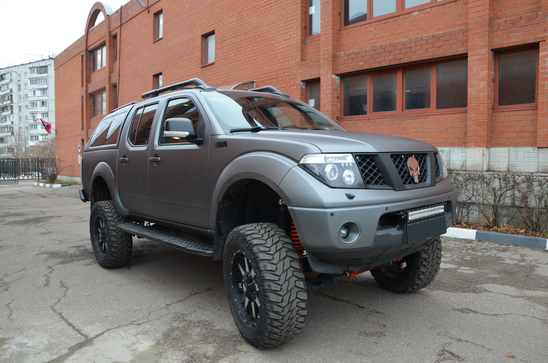 Nissan Navara Раптор