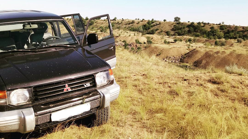 Греется в пробках. — Mitsubishi Pajero (2G), 3 л, 1992 года | своими ...