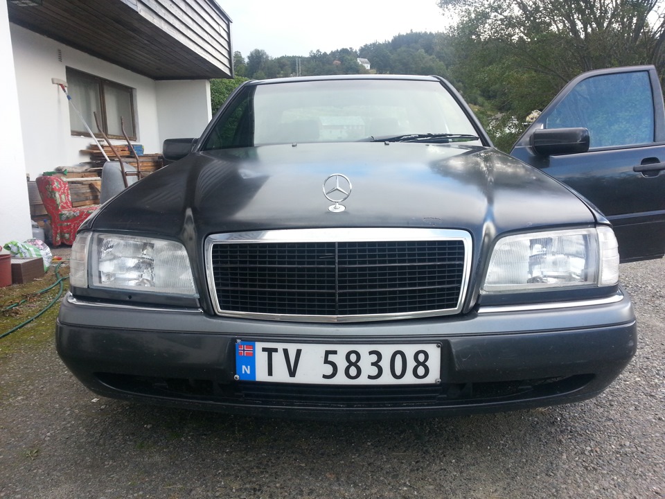 Восстановление отражателя фары — Mercedes-Benz C-class (W202), 1,8 л ...