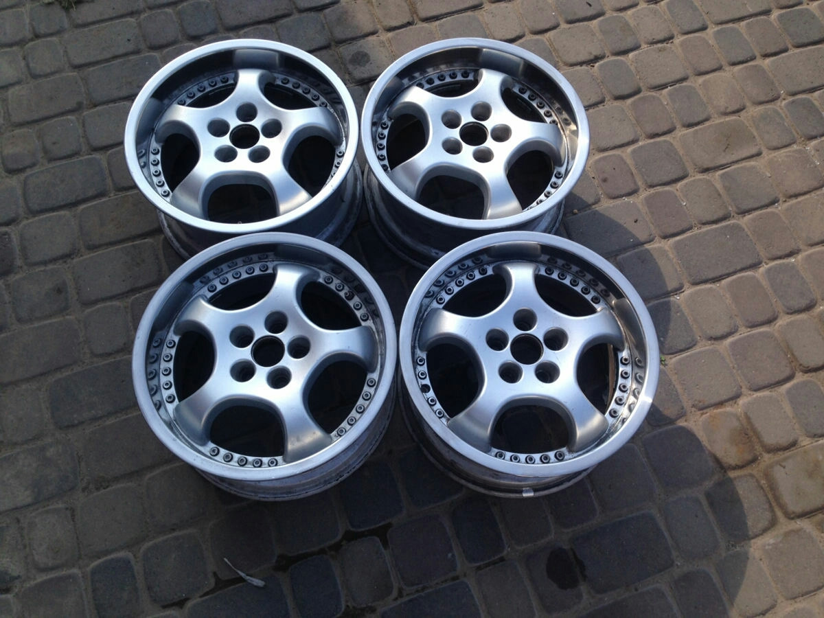 Джил диска. Aluett 7,5j r16 et35 5x100. Aluett r17 4x108. Диски Aluett r16 VW Golf. Диски Aluett r16 Passat b4.