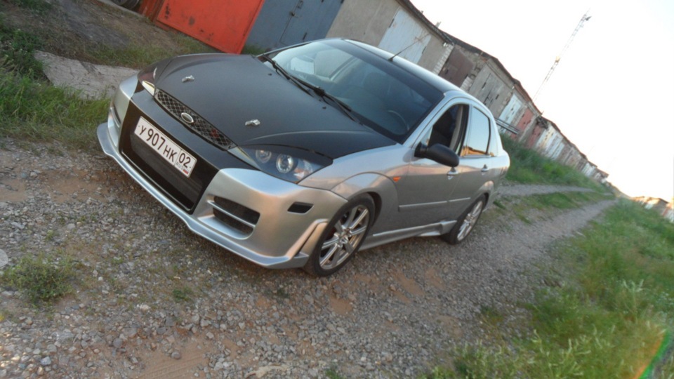 Фокус 1 тюнинг фото В карбон - Ford Focus I Sedan, 1,6 л, 2004 года тюнинг DRIVE2