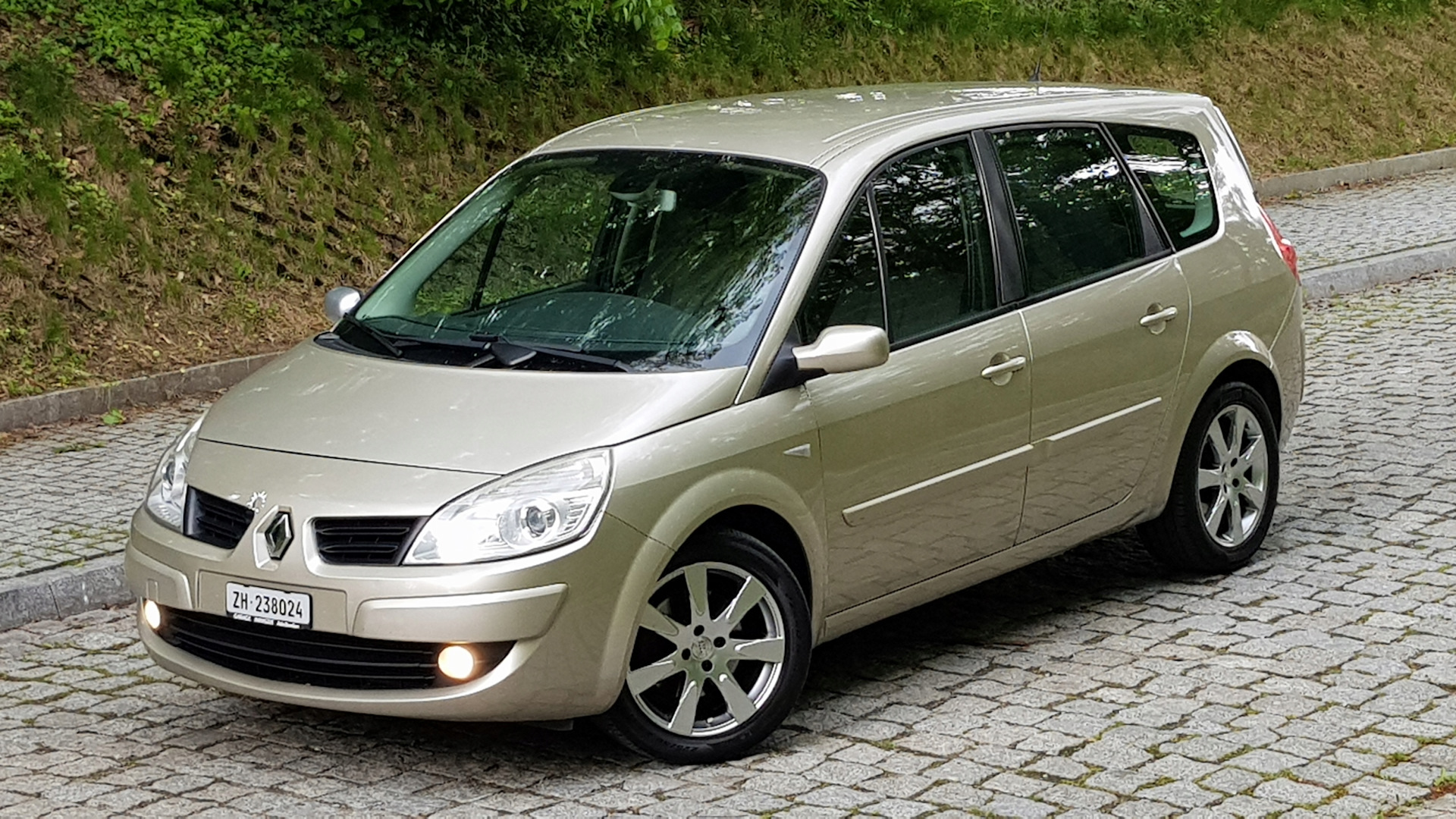 Renault Grand Scenic II