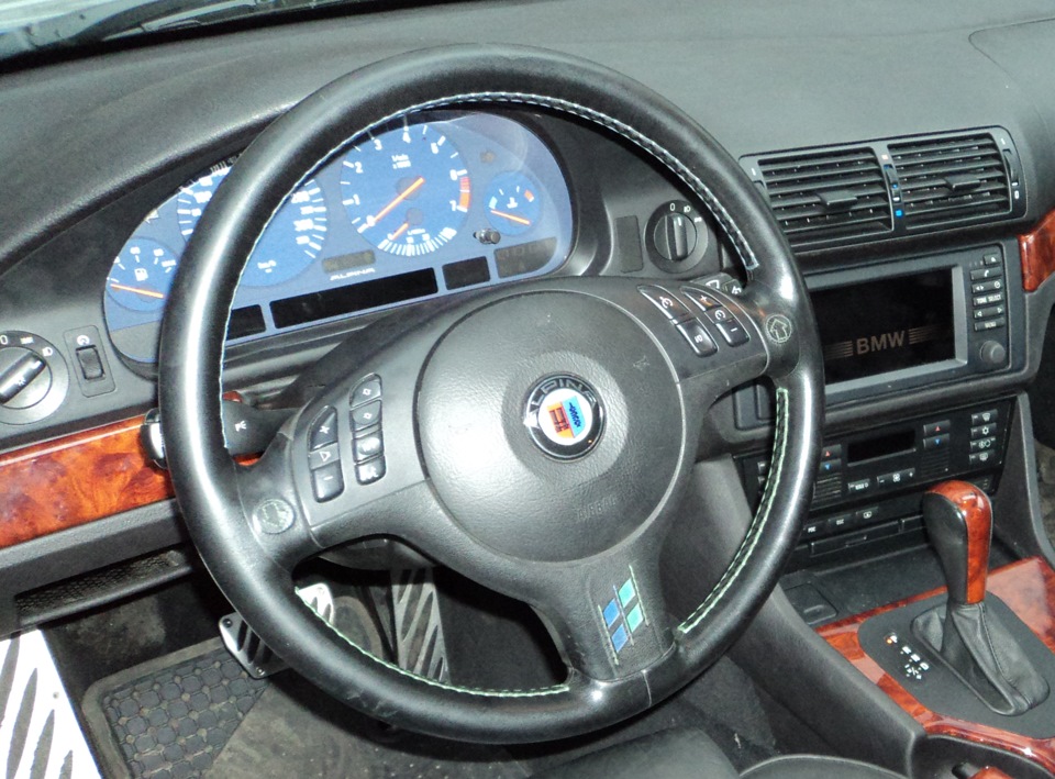 BMW e39 за рулем