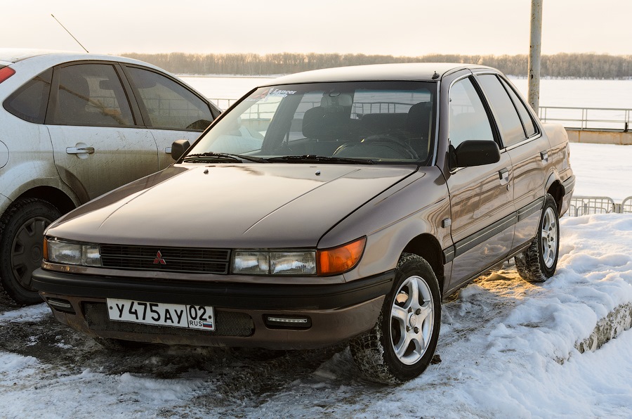 Мицубиси лансер 4. Mitsubishi Lancer 4. Mitsubishi Lancer 4 поколение. Митсубиси Лансер 1988 год 4вд. Мицубиси Лансер 1990 серый.