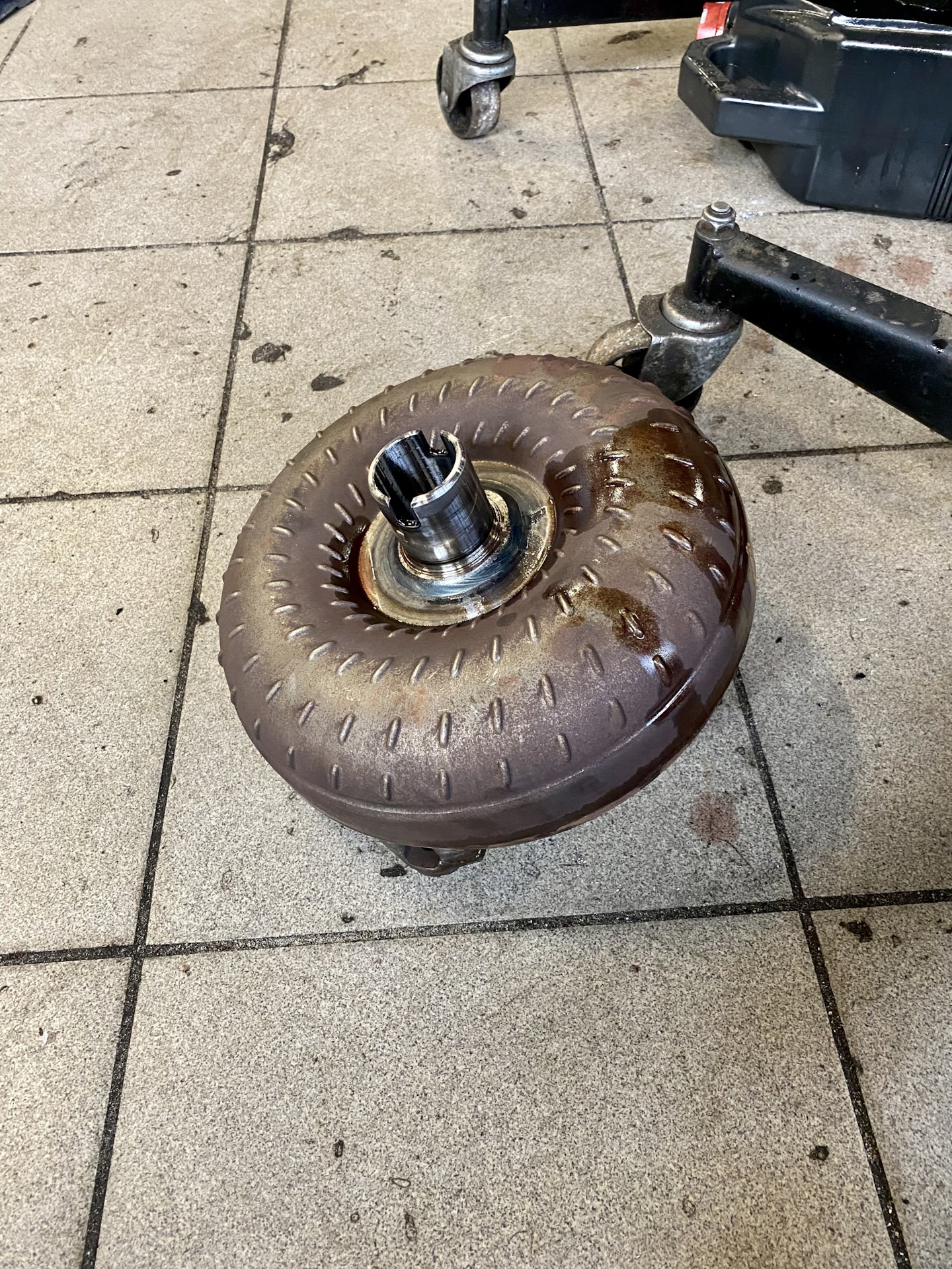 Замена бублика! — BMW X5 (E53), 3 л, 2002 года | визит на сервис | DRIVE2