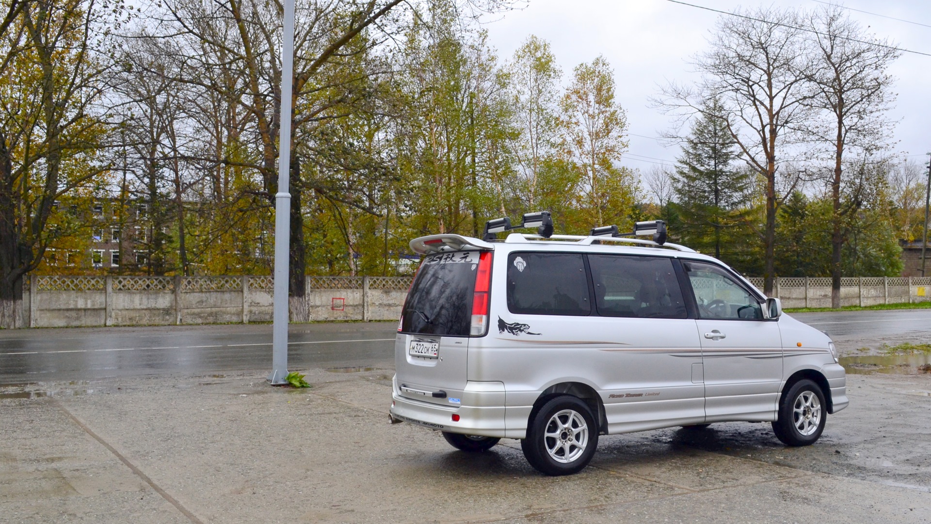 Toyota Lite Ace Noah 2.0 бензиновый 2001 | Road Tourer Limited SR50 на  DRIVE2