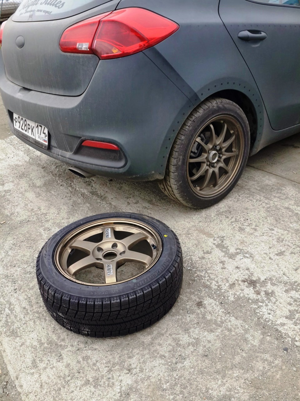 205 50 r17. Kia Ceed JD 205 50 17. 205/50 R17 на Киа СИД. 205/50 R17 кия СИД. 205/50 Р17 Киа СИД.