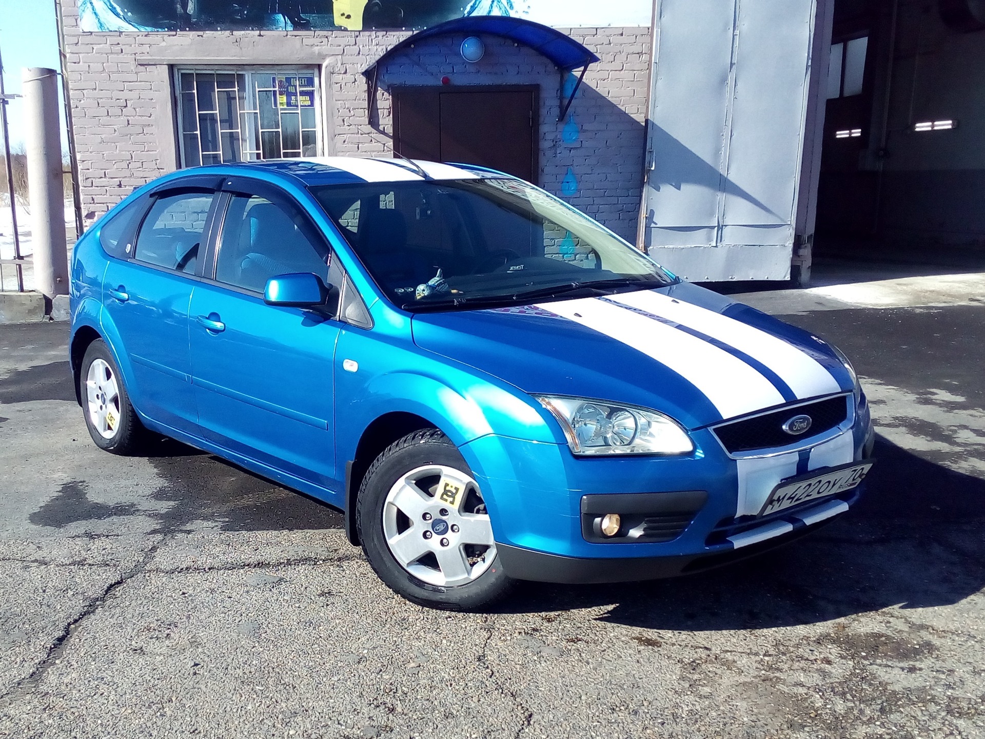 Ford focus 2005 год. Ford Focus 2005 хэтчбек. Ford Focus 2 2005 хэтчбек. Ford Focus 2005 1.6. Форд фокус 2 хэтчбек 2005 года.