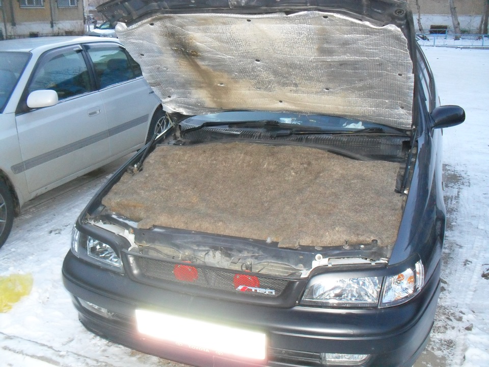 горит ли войлок под капотом