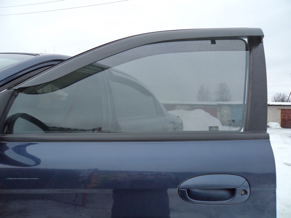Тонировка на магнитах. Каркасные шторки Kia Spectra. Каркасные шторки на авто Киа спектра 2007. Каркасные сетки Киа спектра.