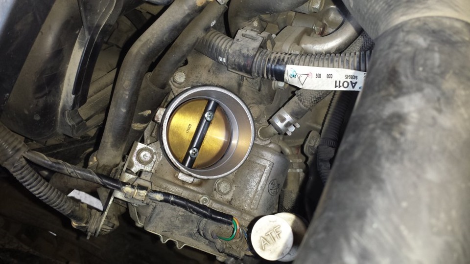 Чистка дроссельной заслонки (без снятия) — Mitsubishi Delica D:5, 2,4 л ...