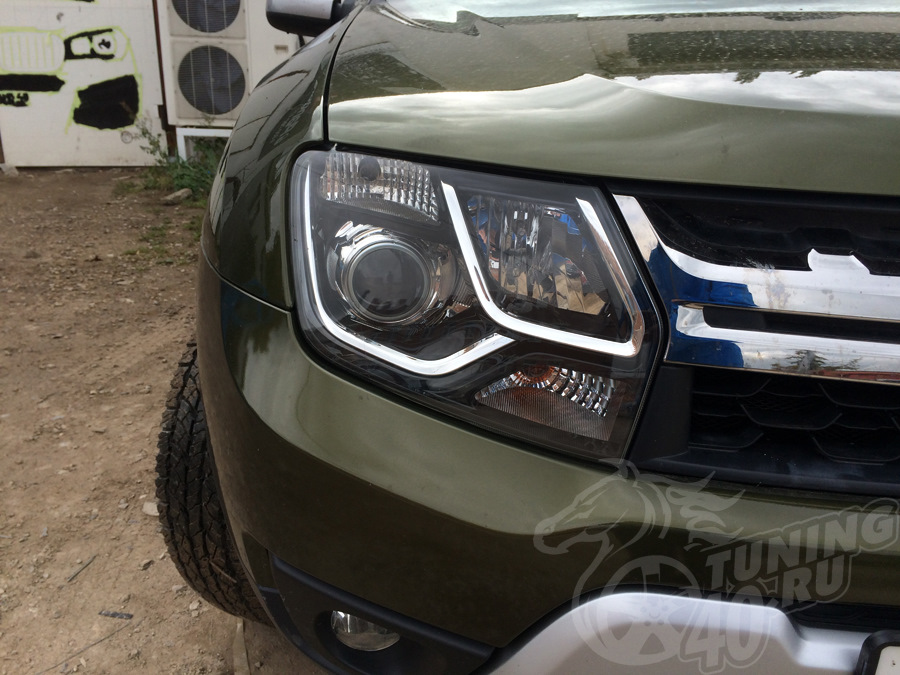 Фара рено дастер. Светодиодные фары Duster 2018. Линзы в Renault Duster. Линзованные фары на Рено Дастер 2016. Renault Duster 2021 оптика.