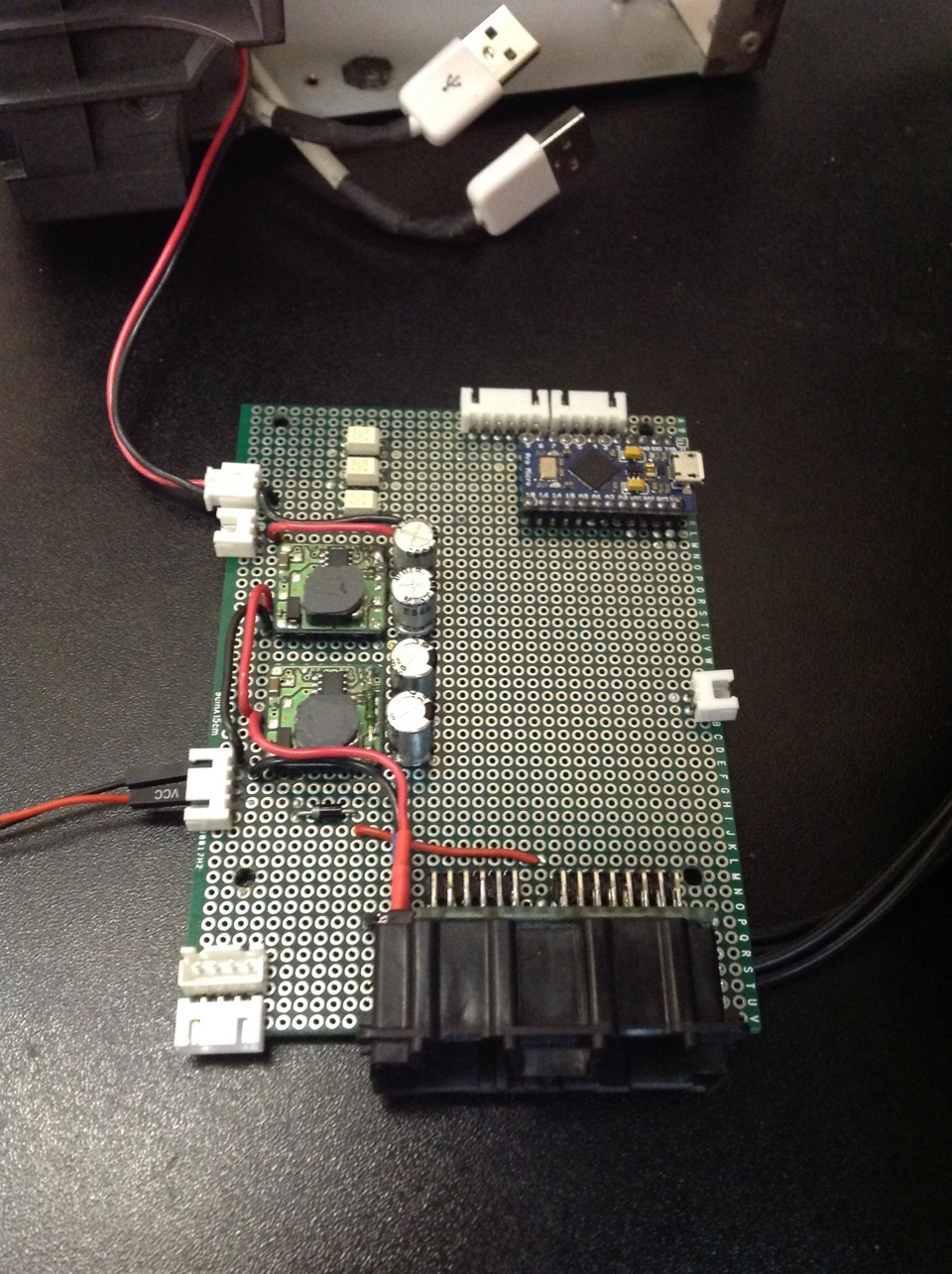 Импульсный блок питания для магнитолы